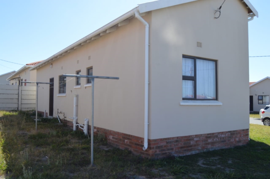 2 Bedroom Property for Sale in Cove Rock Eastern Cape